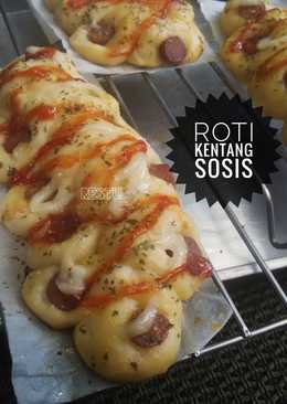 Roti Kentang Sosis (Caterpillar Potato Bread)