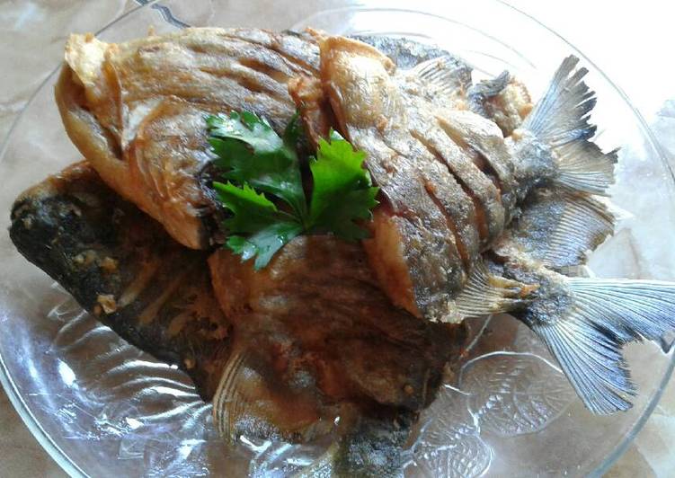 Resep ikan  bawal  goreng kriuk oleh Diana Putri Cookpad