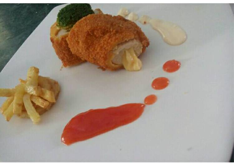 gambar untuk resep makanan Chicken Gordon Bleu w Tomato Sauce