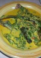 Gulai ikan salai patin mix daun ubi (khas melayu Riau)