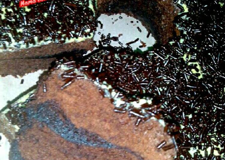 resep Brownies kukus layer, 4telur (loyang 22cm)