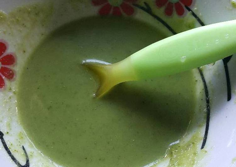 resep lengkap untuk Mpasi 6m : puree brokoli