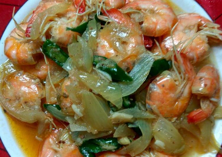 gambar untuk resep Udang Cabe Ijo Tumis Mentega