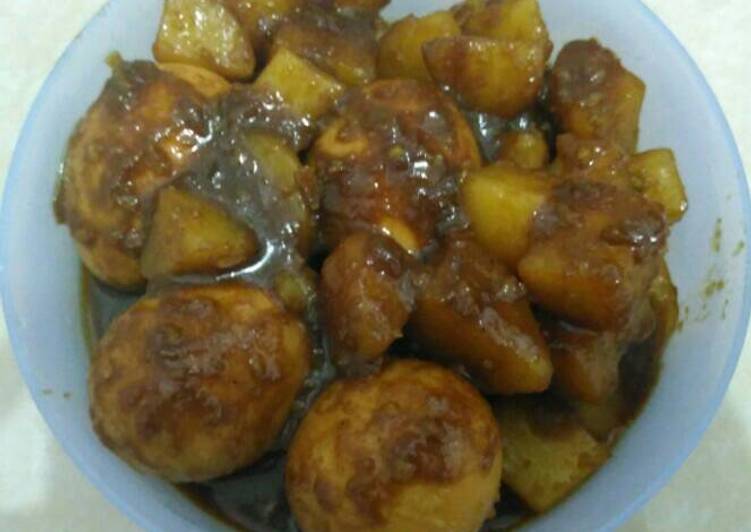 Resep Semur telur dan kentang, hemat dan gak ribet. - Bunda AL