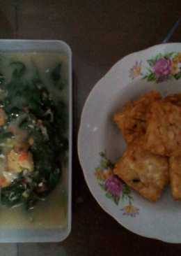 Sayur daun ketela kuah kemiri & ebi