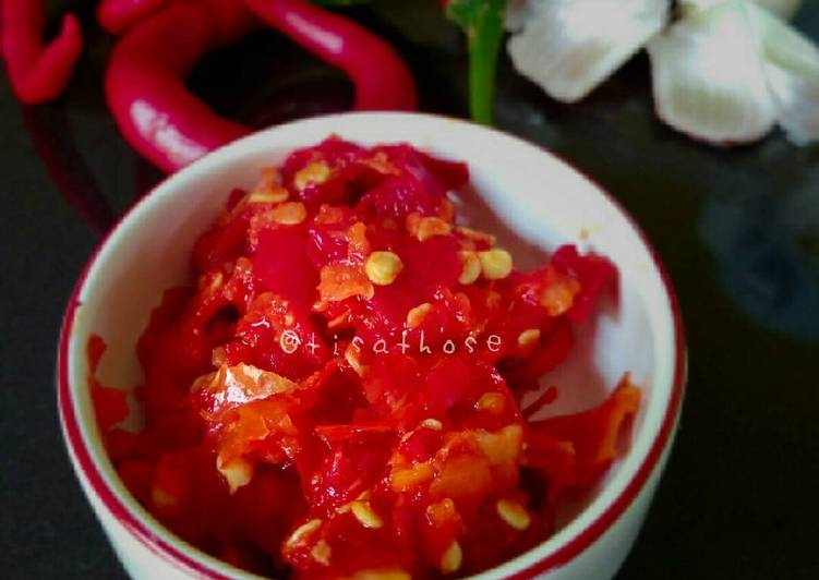 Resep Sambal  Bawang Mentah  simple ala  Those oleh Oktiesa 