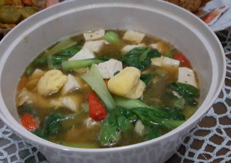 Resep Sayur pokcoy telur tahu Karya raras dwi oktaria