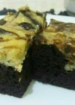Cream Cheese Brownies ala David Lebovitz
