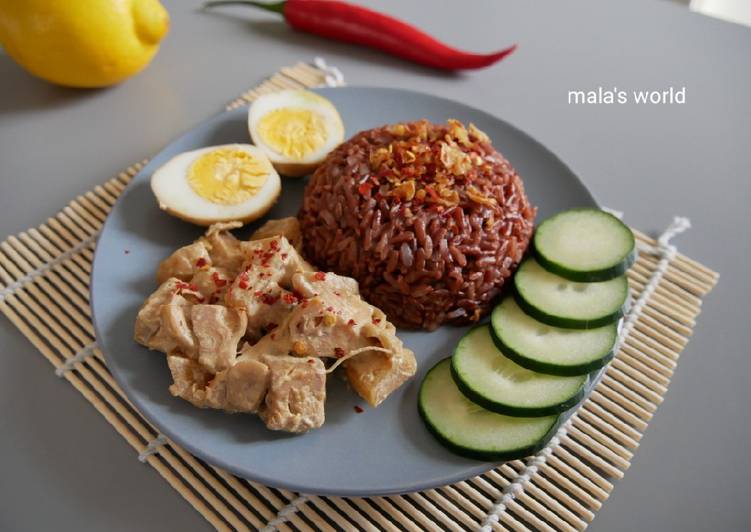 Gudeg Nangka dan Nasi Merah recipe main photo