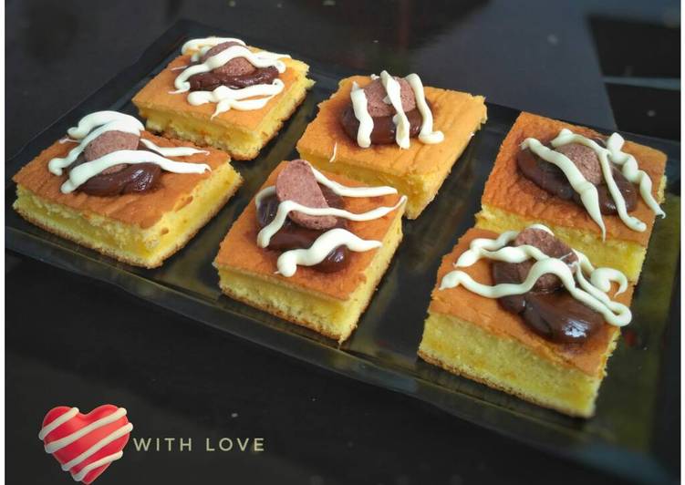 resep masakan Cake potong topping coklat leleh