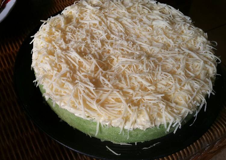 resep lengkap untuk Bolu pandan santan keju