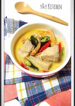 Sayur lodeh gori & tahu bumbu iris