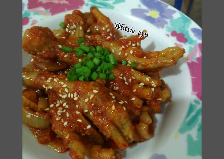 gambar untuk resep makanan Maeun dalbak (ceker pedas korea)