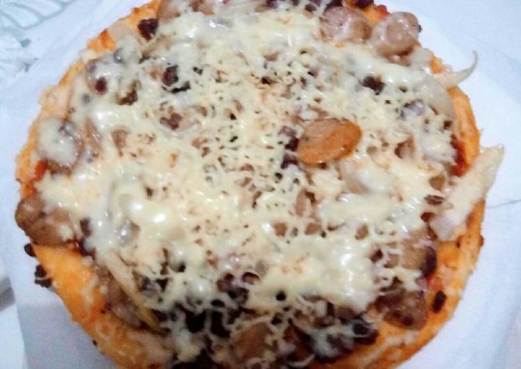 gambar untuk cara membuat Pizza DagilSis (Daging giling Sosis)