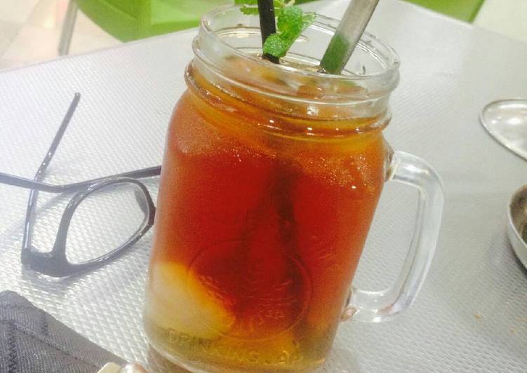 gambar untuk resep Ice Lychee Tea