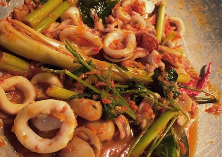 resep Cumi bumbu tom yum