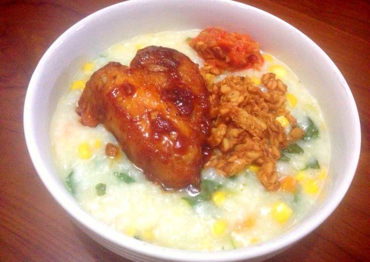 gambar untuk resep makanan Bubur Manado dengan Spicy Chicken Wings dan Tempe Asin