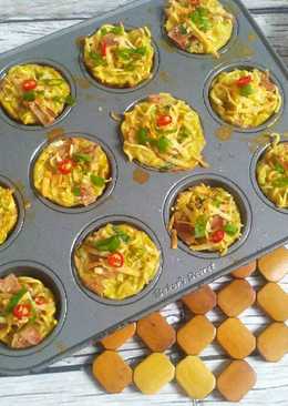 Savory curry cheese muffin