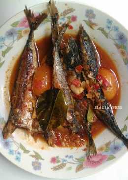 Ikan pindang balado