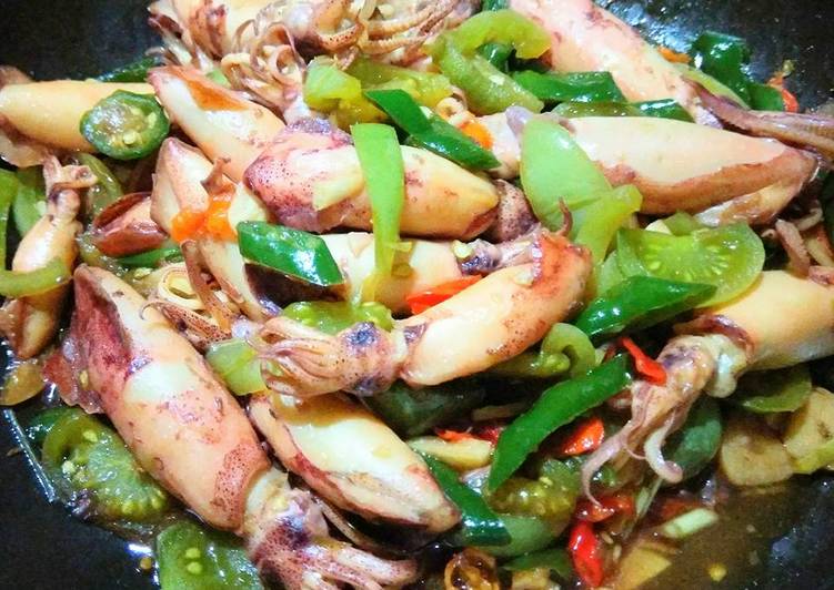 gambar untuk resep makanan Cumi Asin Super Cah Cabe Ijo by Avie Shinta