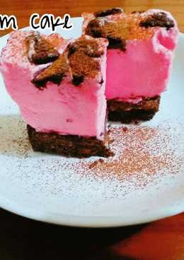 Ice Cream Cake w/ oreo