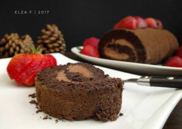 bahan dan cara membuat Chocolate Swiss Roll Cake