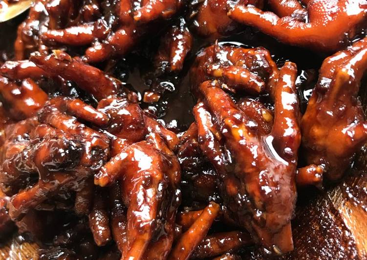 Ceker masak kecap pedas manis