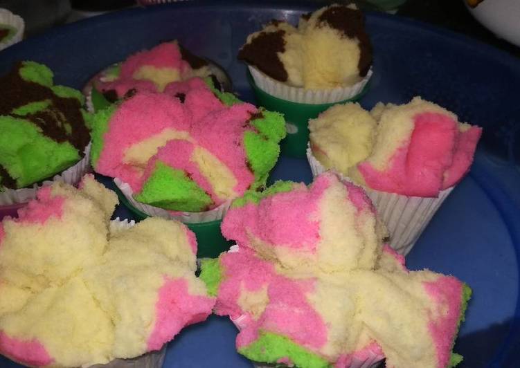 Resep Bolu kukus mekar warna warni anti gagal Dari iis aisyah