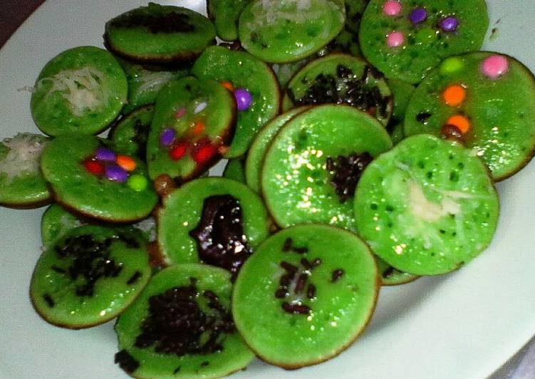 gambar untuk resep Kue Cubit Mini Rasa Pandan