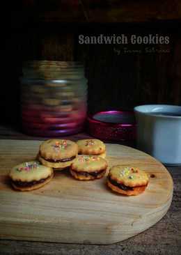 Sandwich Cookies