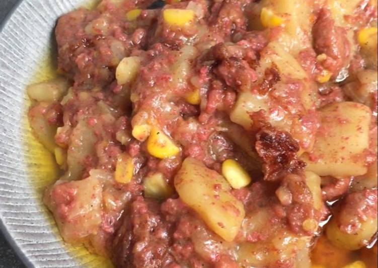 resep masakan Tumis Kornet Kentang