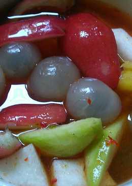 Asinan buah segar