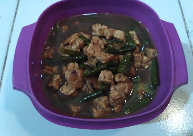 cara membuat Oseng Tempe Baso Kuah