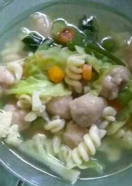 Sayur sop pentol bakso