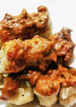 Cilok Isi Keju Saus Kacang