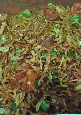 Bihun goreng sosis ayam