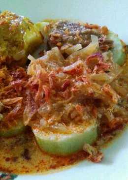 SAmbel Goreng Manisa/labu siam (lontong sayur)