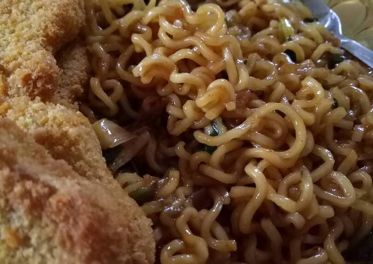 cara membuat Mie goreng terasi nugget teriyaki