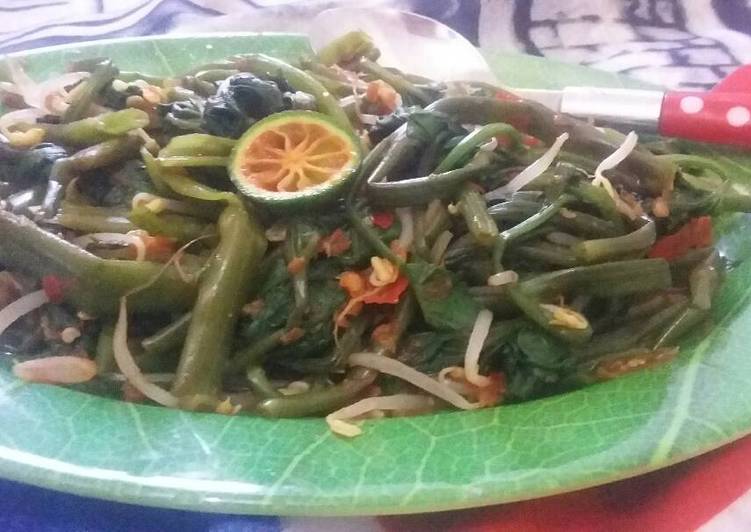 bahan dan cara membuat Plecing kangkung