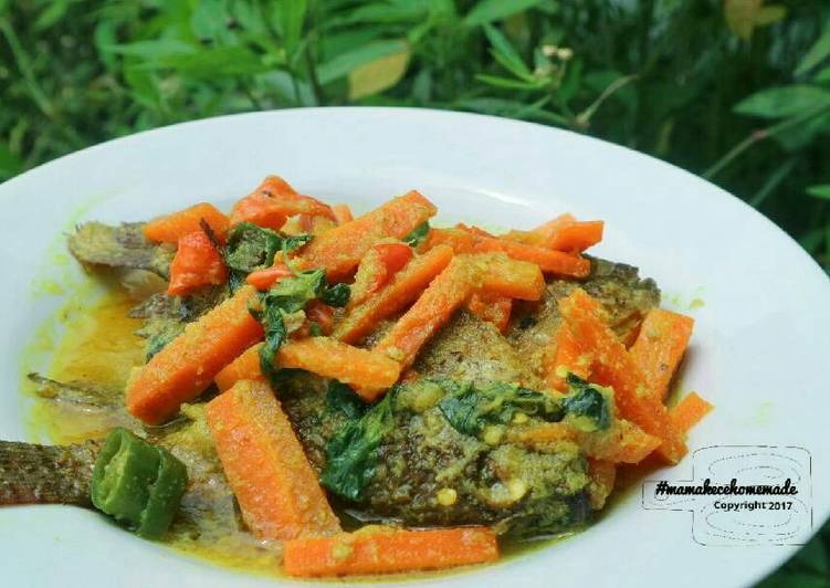 resep makanan Ikan bumbu acar kuning