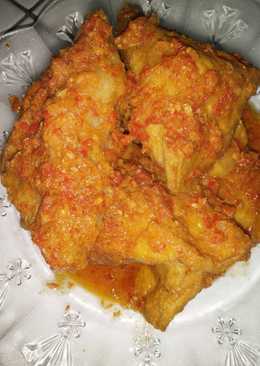 Tahu bakso dicabeinð