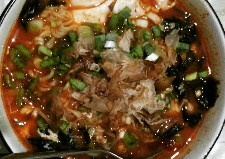 Resep Spicy Miso Ramen Indomie non msg Oleh maria angelica