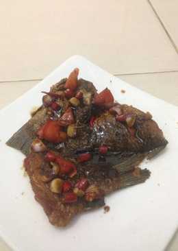 Ikan mas goreng sambal kecap