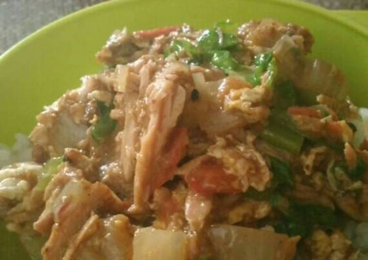gambar untuk resep Tuna rice bowl with vege and egg
