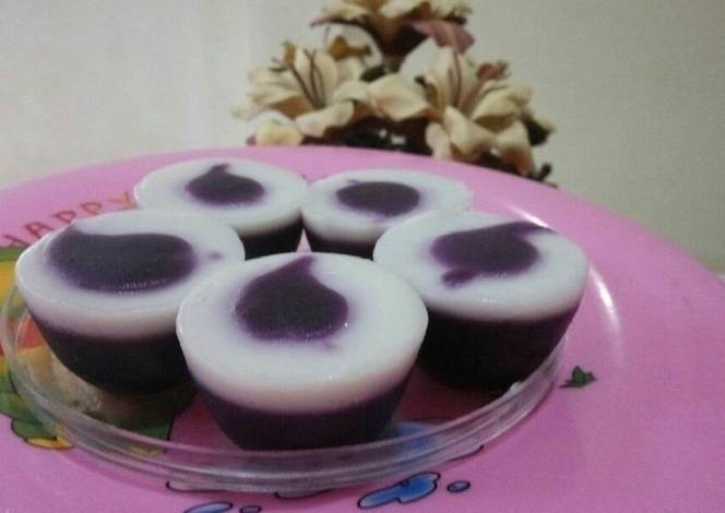 Resep Kue  Talam Ubi  Ungu  Simpel oleh ilovella Cookpad