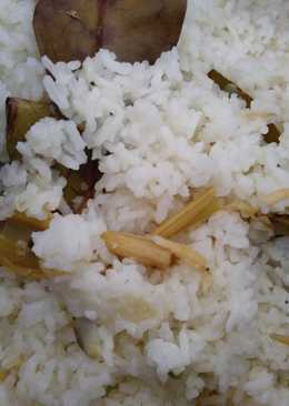 Nasi Gurih Teri Medan Sederhana (Rice Cooker)