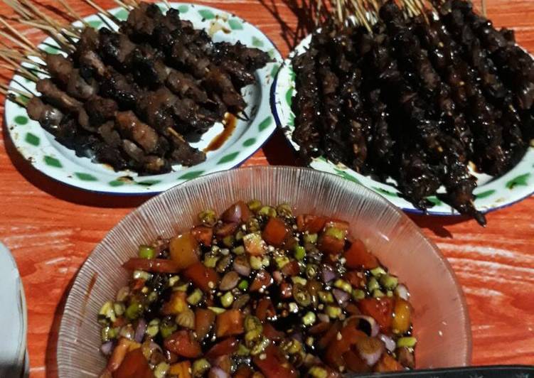 gambar untuk resep makanan Sate kambing dan sate usus ayam bumbu kecap cabe tomat