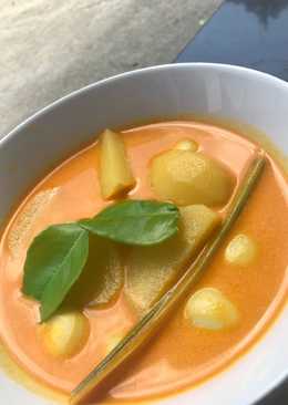 Gulai kentang telur puyuh