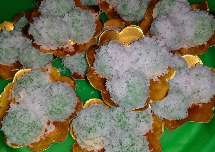 Resep Klepon gurih dan kenyal - Marita