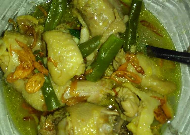 resep lengkap untuk Sop kepala ayam menu debm (diet enak, bahagia dan menyenangkan)